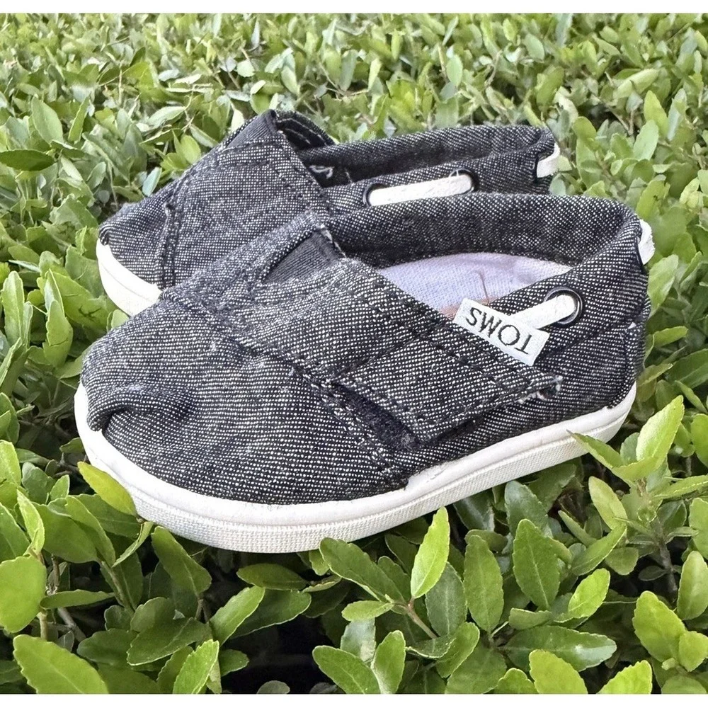 TOMS‎ Tiny Biminis Black Chambray Casual Boat Shoes Toddler Sz 3